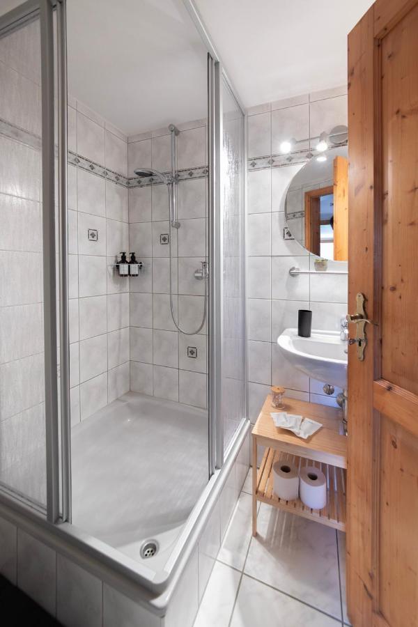 Apartamento Cozy I Hochwertig Eingerichtet Netflix Parkplatz Nespresso Longkamp Exterior foto